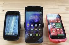 四核智能机—Nexus 4无线充电底座正式发售