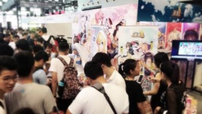 CCG展会中《舰姬》的展台人声鼎沸