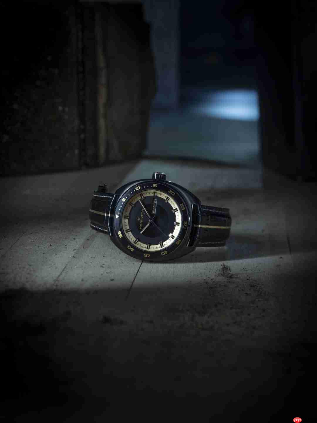 《生化危机9》海量新截图 展示视角、敌人、联动手表、手办