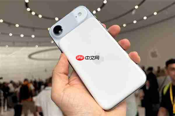 苹果客服回应降价iPhone Air疑为库存机:产品不是先订单后生产 时间会有出入