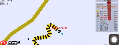 贪吃蛇大作战怎么躲避小怪物 贪吃蛇大作战中躲避敌人的技巧