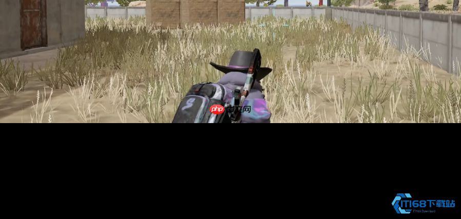 按住蹲键压重心！移动射击精度暴涨秘籍